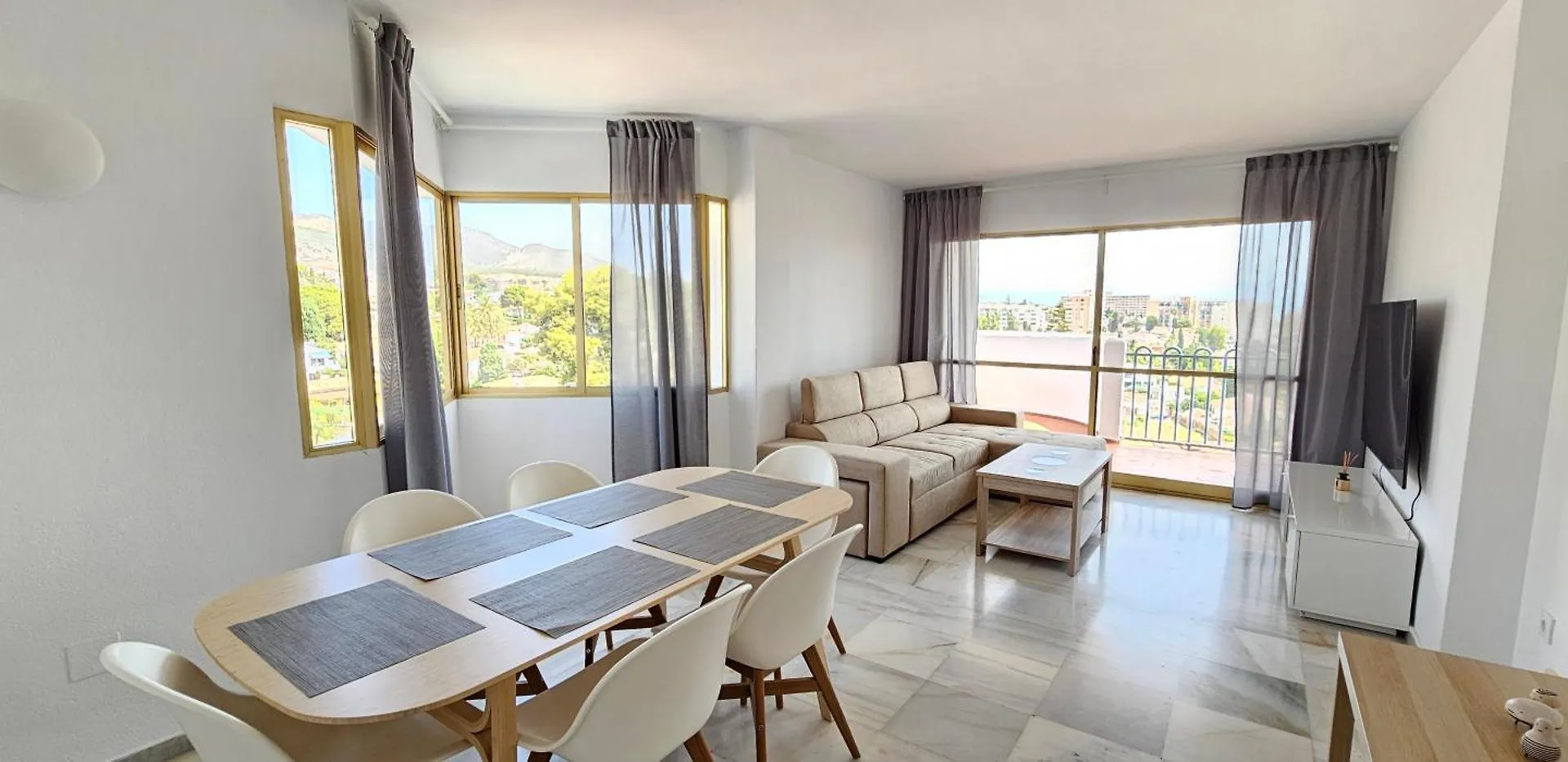 Beach Santa Ana, Pool, 2 Free Parking, Wifi Benalmadena