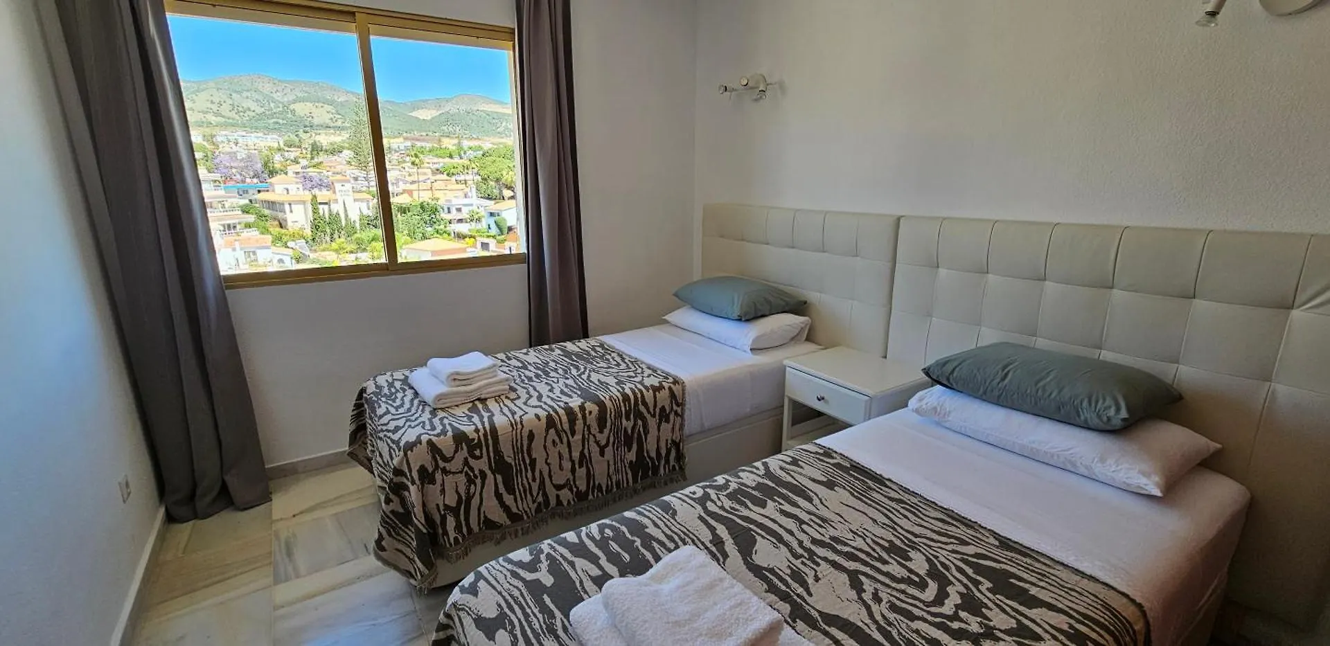 Beach Santa Ana, Pool, 2 Free Parking, Wifi Benalmadena Spain