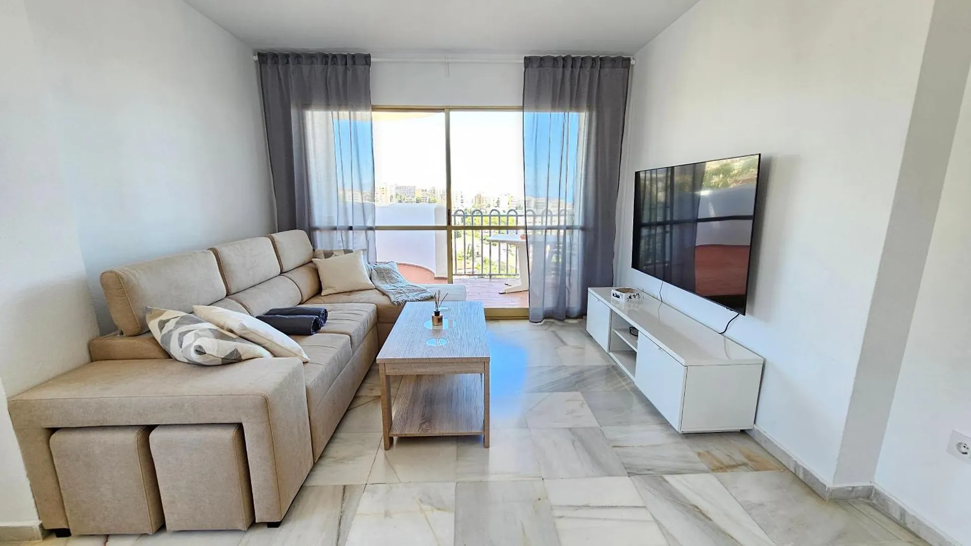 Lägenhet Beach Santa Ana, Pool, 2 Free Parking, Wifi Benalmádena